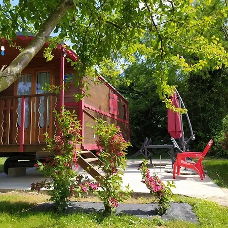 Domaine Moulin D'elemiah Luxury tent Gemozac