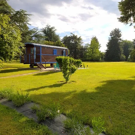 Domaine Moulin D'elemiah Luxury tent Gemozac