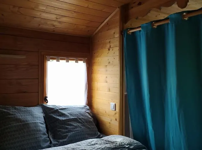 Campismo de Luxo Domaine Moulin D'elemiah Gémozac