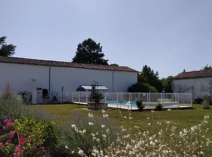 Domaine Moulin D'elemiah Campismo de Luxo *